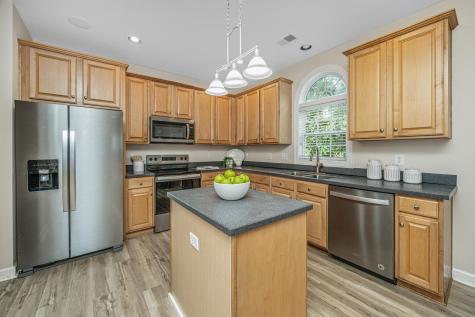 1557 Oakhurst Drive Mount Pleasant SC 29466