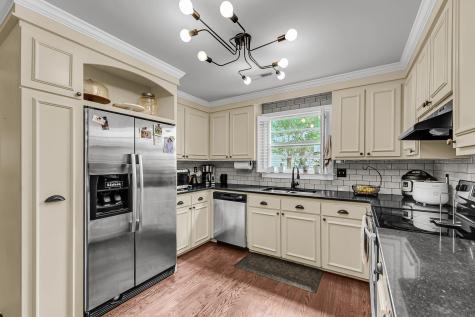 1326 Stoney Street Charleston SC 29407