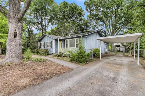 1326 Stoney Street Charleston SC 29407