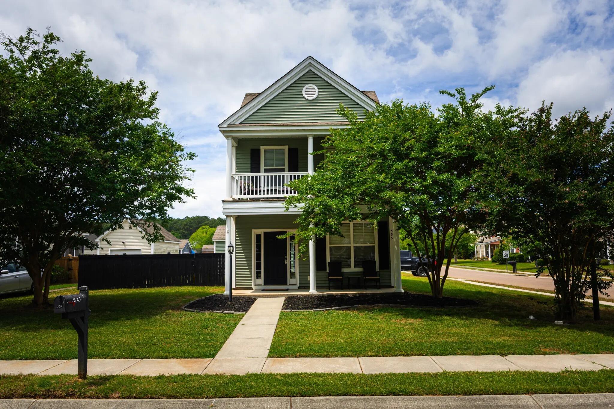 305 Harriswood Lane Moncks Corner SC 29461