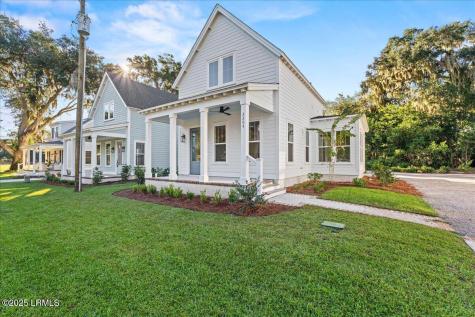 2204 National Street Beaufort SC 29902
