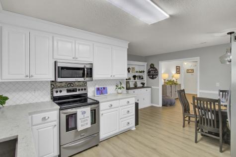 212 Thames Avenue Summerville SC 29485