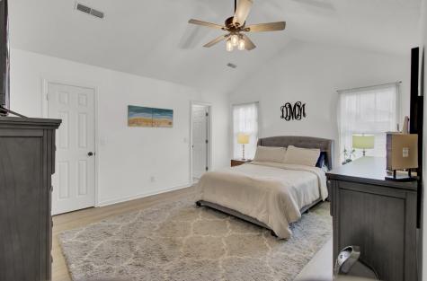 212 Thames Avenue Summerville SC 29485