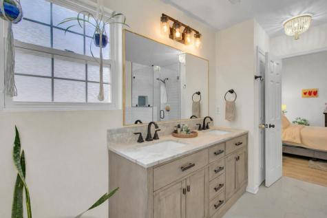 212 Thames Avenue Summerville SC 29485