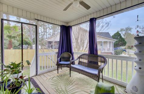 212 Thames Avenue Summerville SC 29485