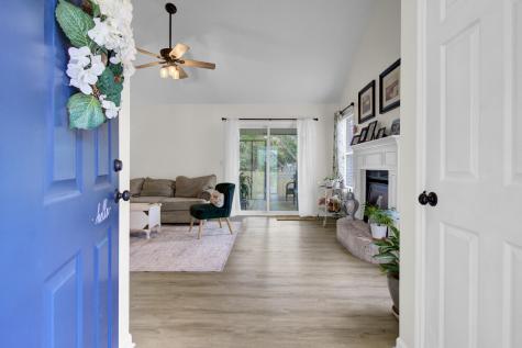 212 Thames Avenue Summerville SC 29485