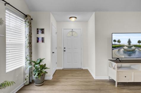 212 Thames Avenue Summerville SC 29485