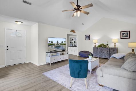 212 Thames Avenue Summerville SC 29485