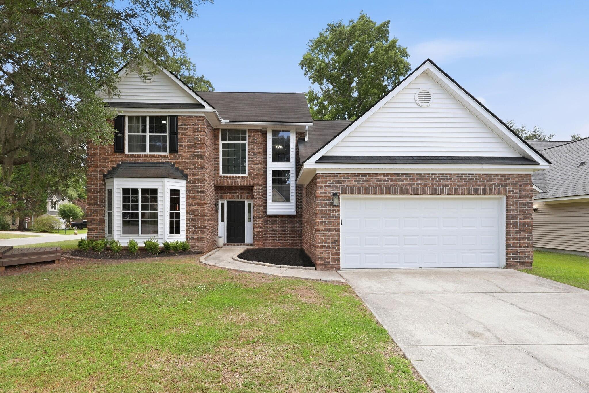8528 Falling Leaf Lane North Charleston SC 29420