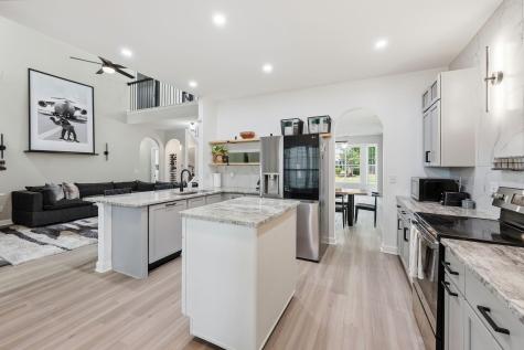 8528 Falling Leaf Lane North Charleston SC 29420