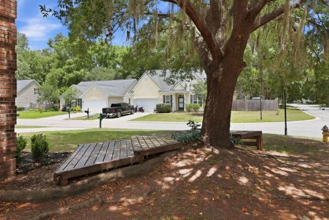 8528 Falling Leaf Lane North Charleston SC 29420