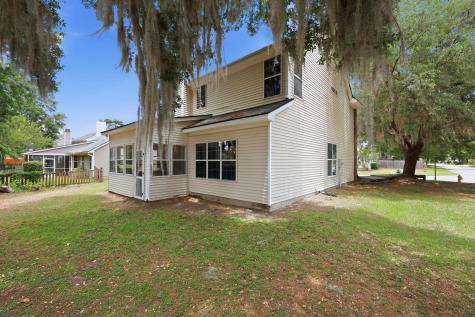 8528 Falling Leaf Lane North Charleston SC 29420