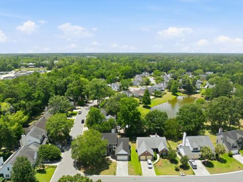 8528 Falling Leaf Lane North Charleston SC 29420