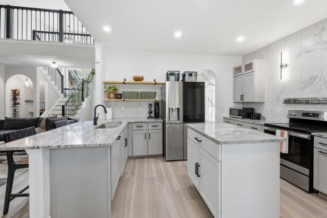8528 Falling Leaf Lane North Charleston SC 29420