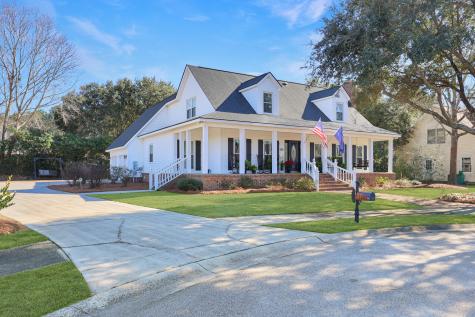 1109 Hollybrooke Drive Moncks Corner SC 29461