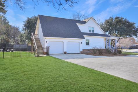 1109 Hollybrooke Drive Moncks Corner SC 29461