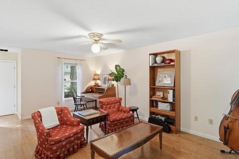36 Manor Boulevard Hanahan SC 29410