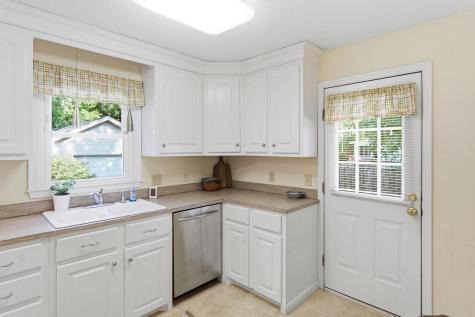 36 Manor Boulevard Hanahan SC 29410