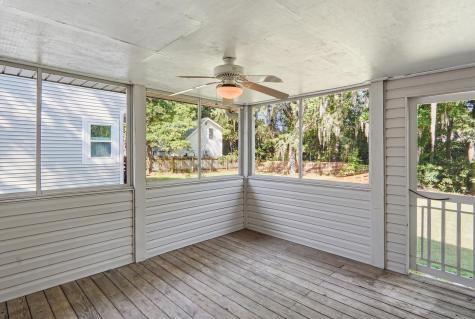 36 Manor Boulevard Hanahan SC 29410