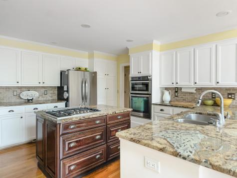 1529 Strathmore Lane Mount Pleasant SC 29464