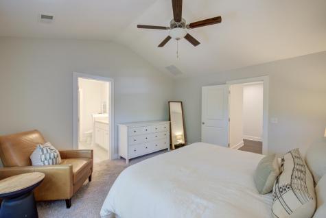 4989 Alpha Street North Charleston SC 29405