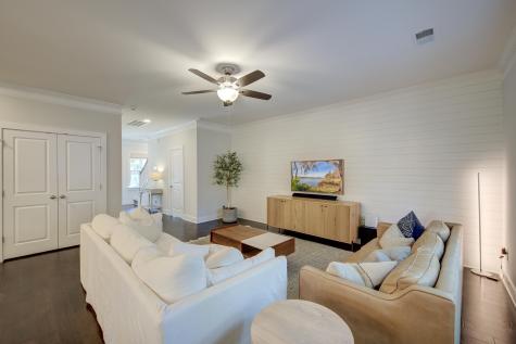 4989 Alpha Street North Charleston SC 29405