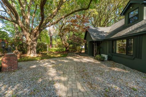 2227 Woodland Shores Road Charleston SC 29412