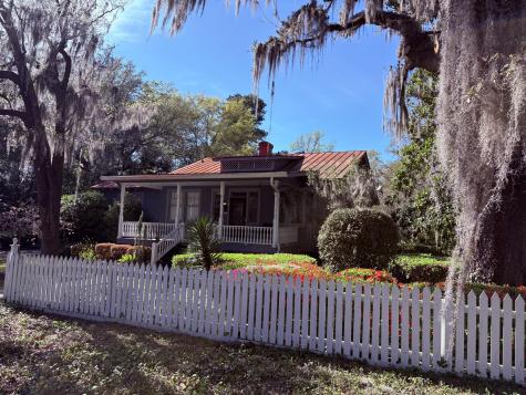 102 S Palmetto Street Summerville SC 29483