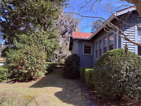 102 S Palmetto Street Summerville SC 29483