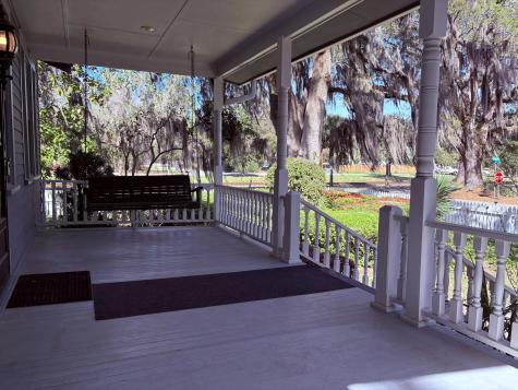 102 S Palmetto Street Summerville SC 29483