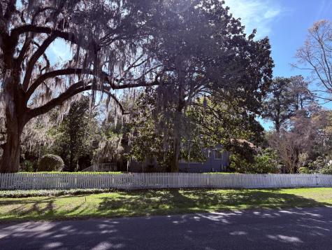 102 S Palmetto Street Summerville SC 29483