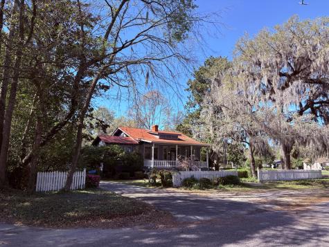 102 S Palmetto Street Summerville SC 29483