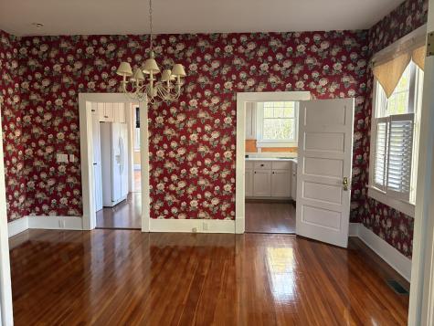 102 S Palmetto Street Summerville SC 29483