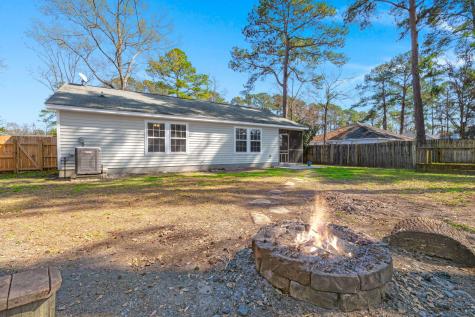 695 Ponderosa Drive Charleston SC 29414