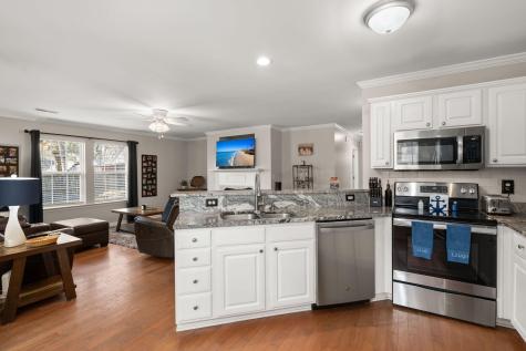 695 Ponderosa Drive Charleston SC 29414