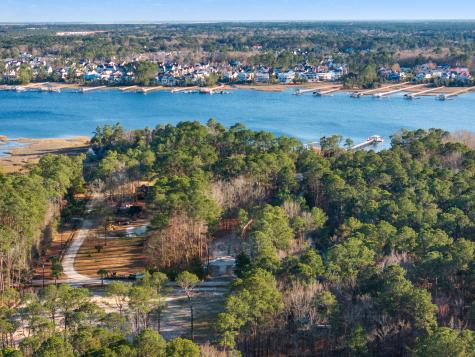 815 Yaupon Drive Charleston SC 29492