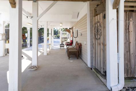 3611 Yacht Club Road Edisto Island SC 29438