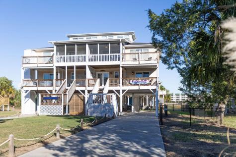 3611 Yacht Club Road Edisto Island SC 29438