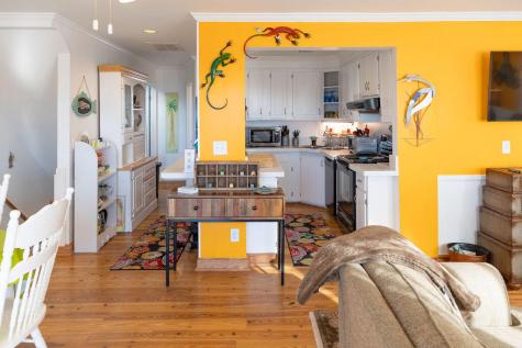 3611 Yacht Club Road Edisto Island SC 29438