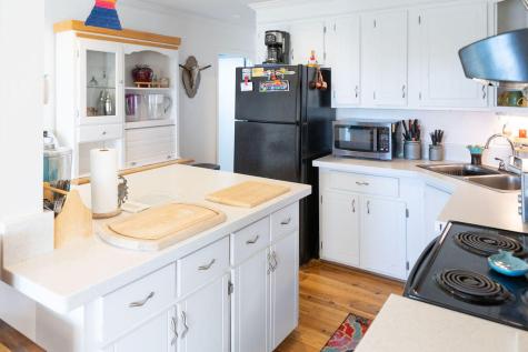 3611 Yacht Club Road Edisto Island SC 29438