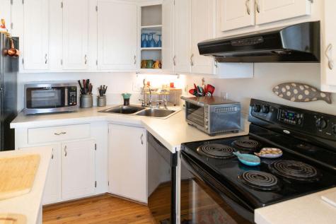 3611 Yacht Club Road Edisto Island SC 29438