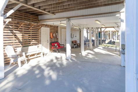 3611 Yacht Club Road Edisto Island SC 29438
