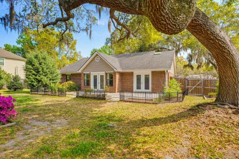 1037 Otter Circle Beaufort SC 29902