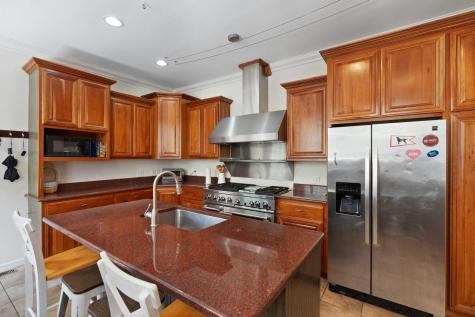 77 Pitt Street Charleston SC 29403