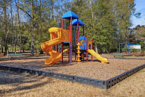 9604 N Carousel Circle Summerville SC 29485