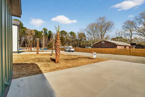 105 Kenneth Lane Summerville SC 29486