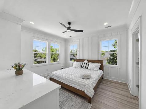 1903 Emden Street North Charleston SC 29406