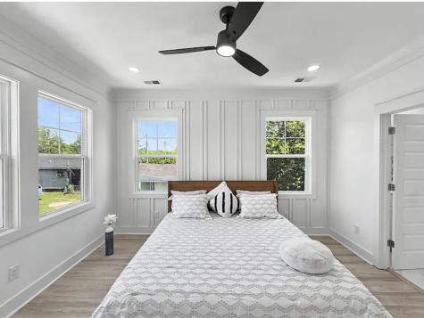 1903 Emden Street North Charleston SC 29406