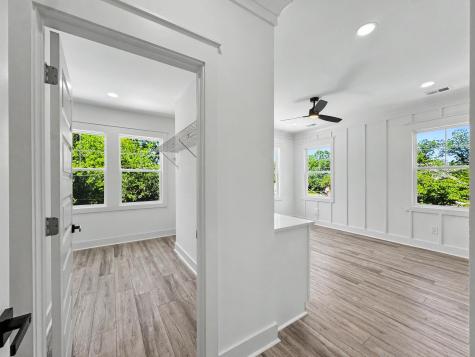 1903 Emden Street North Charleston SC 29406