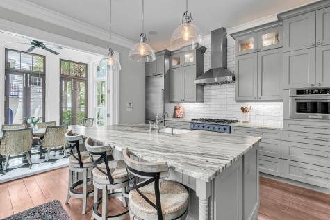 126 Ionsborough Street Mount Pleasant SC 29464